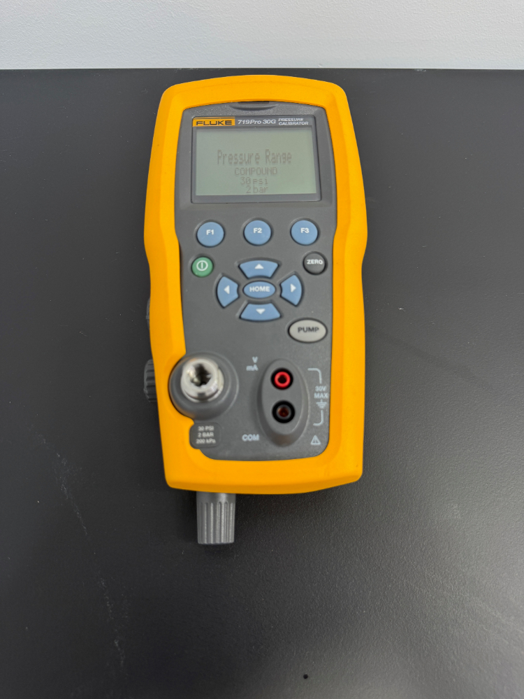 Image of Fluke 719Pro 30G Pressure Calibrator